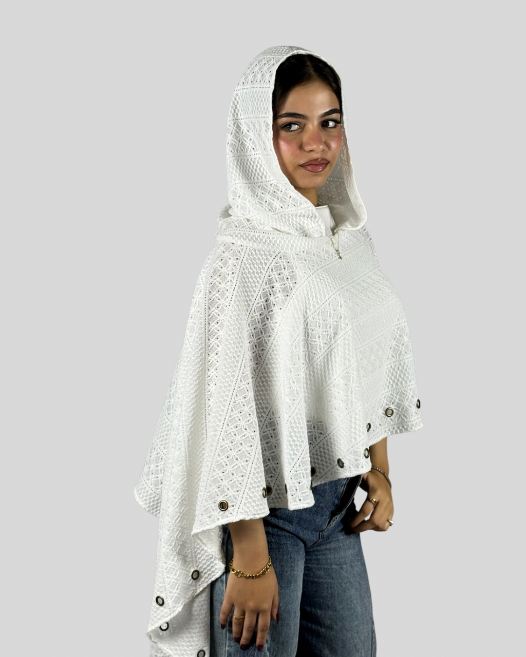 Nomad Cape - White